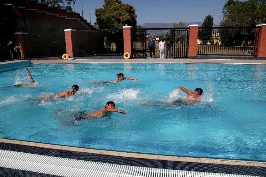 Swimming at CBS image 4